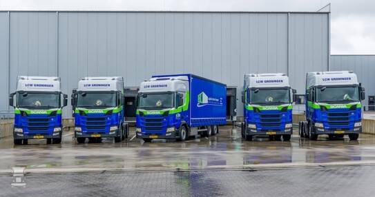 LCW-Groningen_Scania-2-pers-2021.jpg LCW-Groningen_Scania-2-pers-2021.jpg