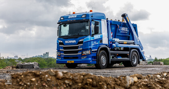 Dirix_Scania-2-pers-2020.jpg Dirix_Scania-2-pers-2020.jpg