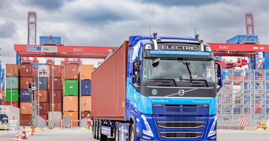 BIGtruck haven van Hamburg (960 x 640) BIGtruck haven van Hamburg (960 x 640)