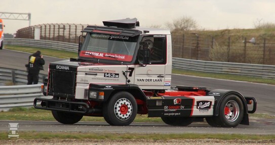 Paasracezaterdag-14-1400.jpg Paasracezaterdag-14-1400.jpg