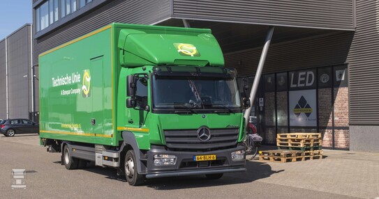 Tech._Unie_1_klLR.jpg Tech._Unie_1_klLR.jpg