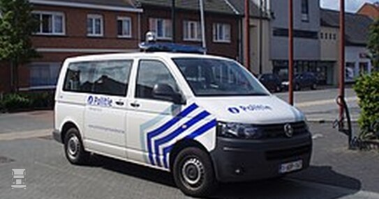 poltiie_belgie.jpg poltiie_belgie.jpg