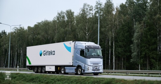 Girteka purchase 2000 Volvo trucks (1) Girteka purchase 2000 Volvo trucks (1)