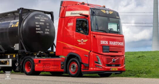 2.500ste Volvo-truck Den Hartogh (5) (960 x 640)