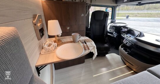 DAF XG+ Dietrich Camper (1)