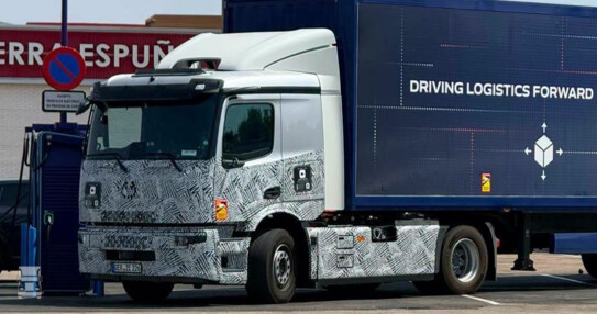 Lage Actros